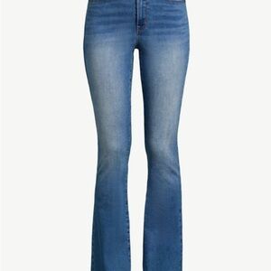Sofia Vergara Women’s Marisol Curvy Bootcut Stretch super high rise Jeans Size 8